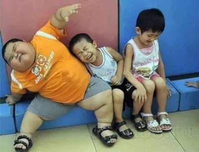 3岁男童每晚睡前补营养，体重仅21斤的背后